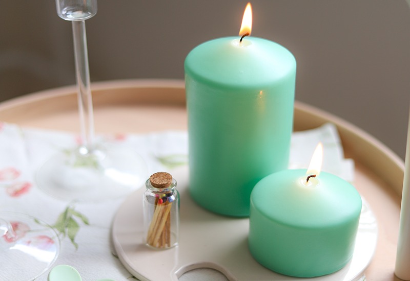 مدل شمع استوانه ایی سبز 